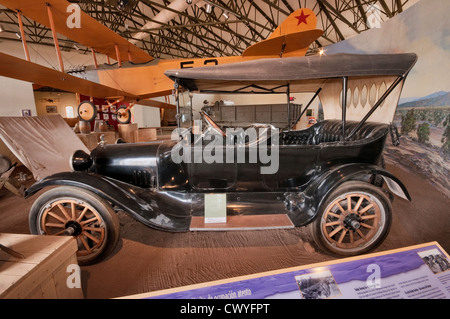 1916 Dodge Touring Car, le général Pershing's 'Exposition punitive' affichage à Pancho Villa State Park à Columbus, New Mexico, USA Banque D'Images