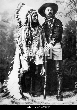 Le chef sioux, Sitting Bull et Buffalo Bill Cody, vers 1885 Banque D'Images