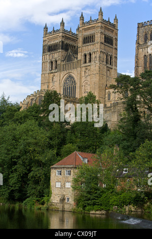 Cathédrale de Durham avec vue sur la rivière Banque D'Images