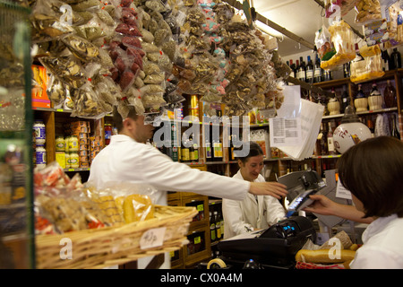 Je Camisa et Fils Deli dans Soho - Londres UK Banque D'Images