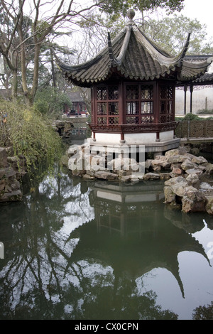 Dans la Pagode de l'Humble Administrateur, les jardins de Suzhou, Chine Banque D'Images