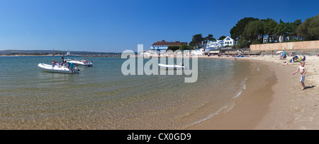 Un vaste panorama de la plage de Sandbanks Poole, Dorset. Banque D'Images