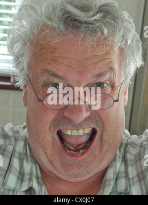 Un vilain grumpy old man - modèle entièrement libéré de toute utilisation des images Banque D'Images