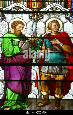 Saint Marc et Saint Demetrius, vitraux dans la cathédrale de Zagreb Banque D'Images