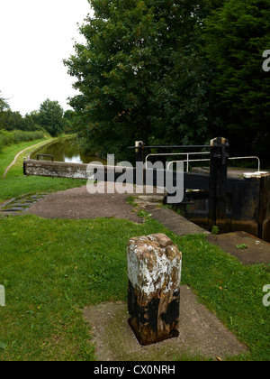 67 Verrouillage de la Trent et Mersey canal près de Sandbach Cheshire UK Banque D'Images