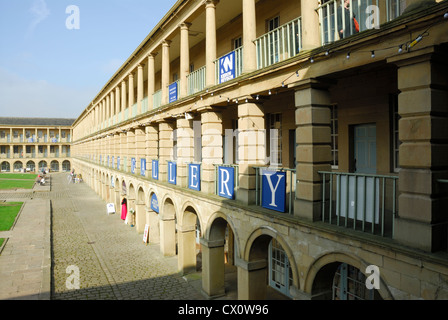 Vue globale de Halifax Piece Hall. Banque D'Images