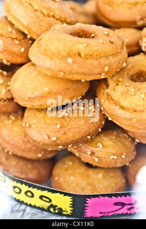 Des beignets sucrés, Houmt Souk, Djerba, Tunisie Banque D'Images