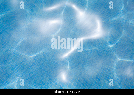 Close up of water in swimming pool Banque D'Images