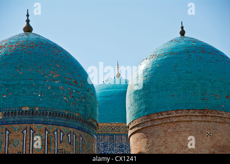 Coupoles de la mosaïque à Samarkand, Ouzbékistan Banque D'Images