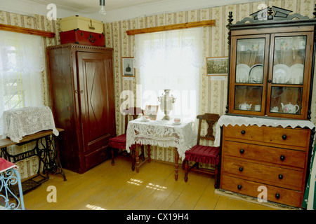 L'intérieur de la Fédération maison ancienne. Pris sur Juillet 2012 Dans village Russe Mychkine Banque D'Images