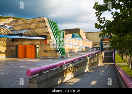 L'entrée du musée de l'immeuble Neue Staatsgelerie Stuttgart dans le Bade-Wurtemberg, Allemagne Banque D'Images