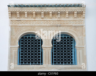 Fenêtre traditionnelle de Kairouan, Tunisie Banque D'Images