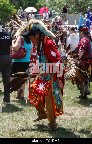 Les Premières Nations, le 36e Festival annuel de la culture autochtone Odawa et pow-wow traditionnel du Canada Ottawa, le 26 mai 2012 Banque D'Images