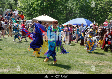 Les Premières Nations, le 36e Festival annuel de la culture autochtone Odawa et pow-wow traditionnel du Canada Ottawa, le 26 mai 2012 Banque D'Images