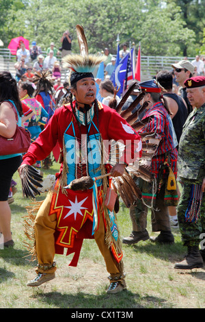 Les Premières Nations, le 36e Festival annuel de la culture autochtone Odawa et pow-wow traditionnel du Canada Ottawa, le 26 mai 2012 Banque D'Images