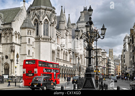 Londres vue depuis le bas de la rue du Parc Royal Courts Banque D'Images