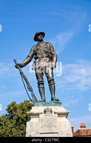 Winchester : King's Royal Rifle Corps War Memorial - Hampshire UK Banque D'Images