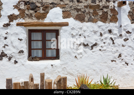 El Golfo Lanzarote en façades de maisons blanches à Îles Canaries Banque D'Images