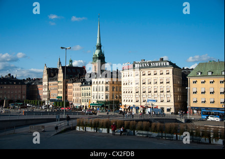 Kornhamnstorg dans Gamla Stan, la vieille ville de Stockholm en Suède avec l'Église allemande Tyska kyrkan Banque D'Images