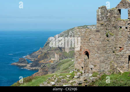 Botallack terres près de mines d'étain fin sur le South West Coast Path Banque D'Images