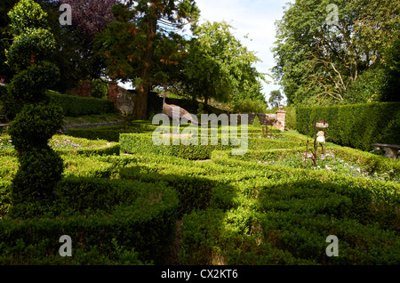 Houghton Lodge Gardens près de Stockbridge, Hampshire, en Angleterre, dans la vallée de la rivière Test. Banque D'Images