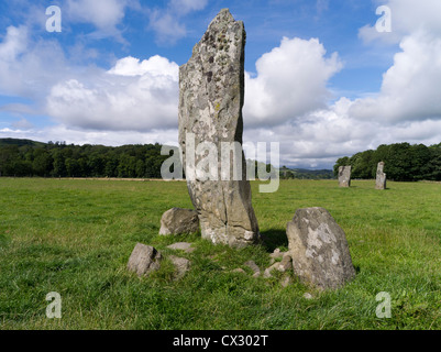 dh Nether Largie Stone KILMARTIN GLEN ARGYLL ÉCOSSE Stones écossaises debout avec coupe marque des monuments préhistoriques Banque D'Images