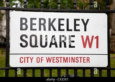 Berkeley Square Street Sign, Westminster, London, England, UK Banque D'Images