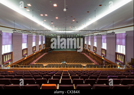 Watford Colosseum, Watford, Royaume-Uni. L'équipe artistique de l'architecte, 2011. Banque D'Images