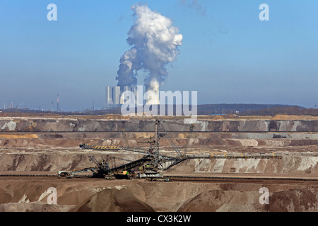 L'Lippendorf Power Station, une centrale au lignite de Lippendorf, Neukieritzsch, Saxe, Allemagne Banque D'Images