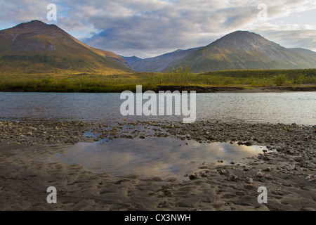 Montagnes de l'Alaska et la gamme Brooks rivière Noatak dans Gates of the Arctic National Park, Alaska USA. Banque D'Images