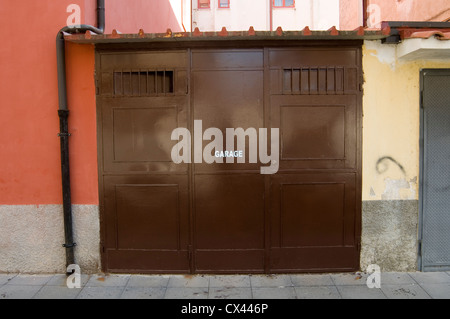 Garages garage réparation auto réparation automobile réparation mécanique mécanicien Banque D'Images