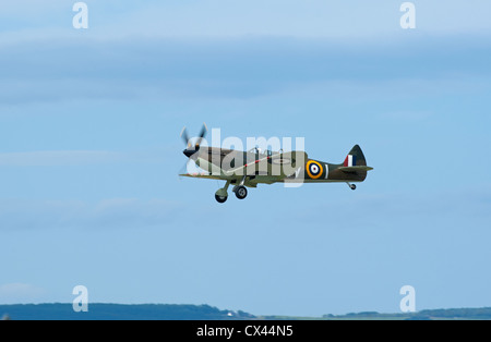 La Seconde Guerre mondiale Spitfire au-dessus de Inverness en Écosse. 8462 SCO Banque D'Images