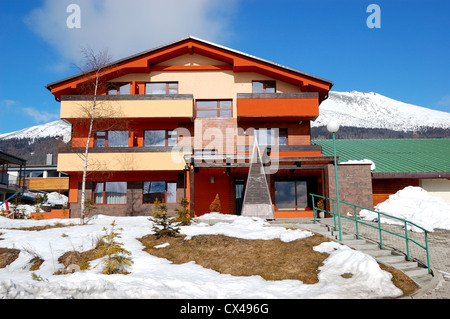 Hôtel de luxe moderne à ski, Hautes Tatras, Slovaquie Banque D'Images