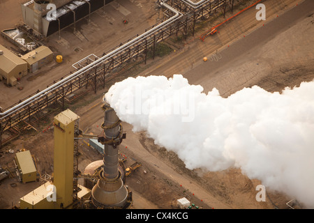 Les dépôts de sables bitumineux exploités à la mine Syncrude au nord de Fort McMurray, Alberta, Canada. Banque D'Images