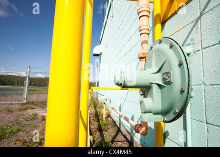 La station de traitement de l'eau dans la Première Nation de Fort Chipewyan. La ville, située en aval de l'exploitation des sables bitumineux. Banque D'Images