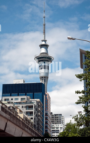 Skytower / Sky Tower City Center monument à Auckland en Nouvelle-Zélande. Banque D'Images