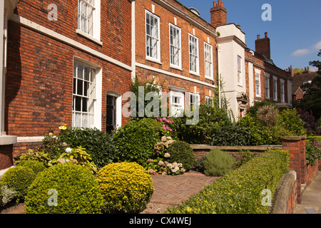 Maisons de la Minster fermer l'extérieur de la cathédrale de Lincoln,UK Banque D'Images