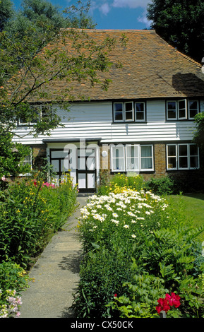 Wealden Cottages dans le village de North Harrow, Kent, Angleterre Banque D'Images