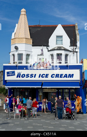 Rossi Ice Cream Outlet, sur le front de mer de Southend, dans l'Essex, au Royaume-Uni. Banque D'Images