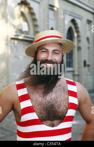 Compétiteur lors de la barbe et la moustache Championships tenue à Brighton et Hove, East Sussex, England, UK Banque D'Images