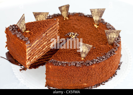 Gâteau au chocolat sur la table Banque D'Images
