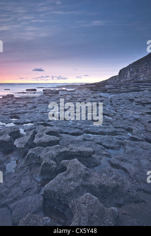 Dunraven Bay sur la côte du Glamorgan au Pays de Galles. Banque D'Images