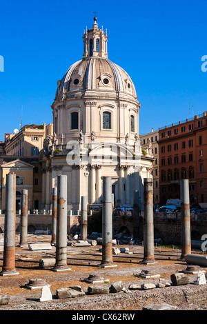 Église Santissimo Nome di Maria de du Forum de Trajan, Lazio, Rome, Italie. Banque D'Images