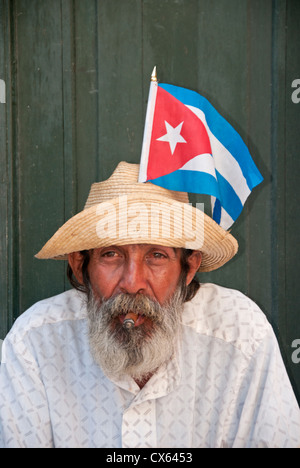 Portrait d'un homme cubain, Calle Mercaderes, Habana Vieja, La Havane, Cuba, Caraïbes Banque D'Images