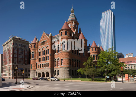 OLD COURTHOUSE MUSEUM ROUGE au centre-ville de Dallas Texas USA Banque D'Images