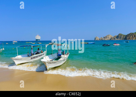 Taxi d'eau, Medano Beach, Cabo San Lucas, Baja, au Mexique Banque D'Images