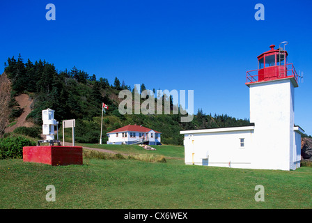 Cape d'Or, Nouvelle-Écosse, Canada - le phare du Cap d'or le long de la baie de Fundy et le bassin - Les phares de la Côte Est Banque D'Images