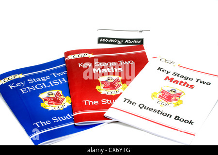 CGP Étape clé deux Français "l'étude livre', CGP Étape Clé Deux 'Masd' Le livre d'étude, CGP Étape Clé Deux 'Masd' la question Book, CGP de l'écriture de règles. Banque D'Images