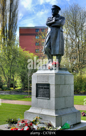 Statue d'Edward Smith, capitaine du Titanic, Beacon Park, Lichfield, Staffordshire, Royaume-Uni Banque D'Images