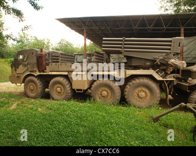 RM-70 utilise le châssis de la Tatra 813 camion 8x8 Banque D'Images